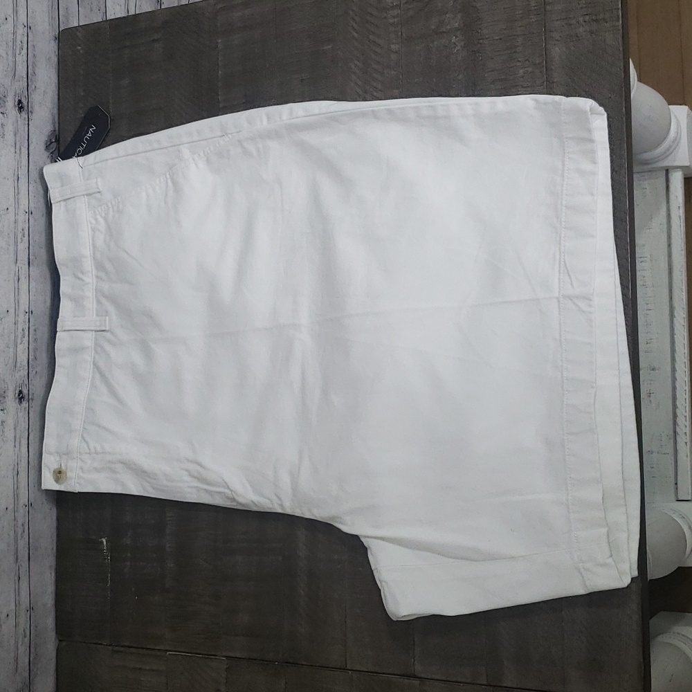 Nautica-Men's Classic Fit Deck Short Bright White Size 52